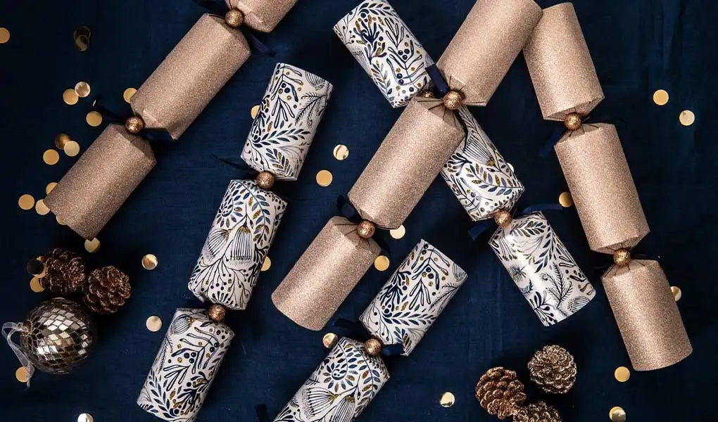 Shop Xmas Crackers