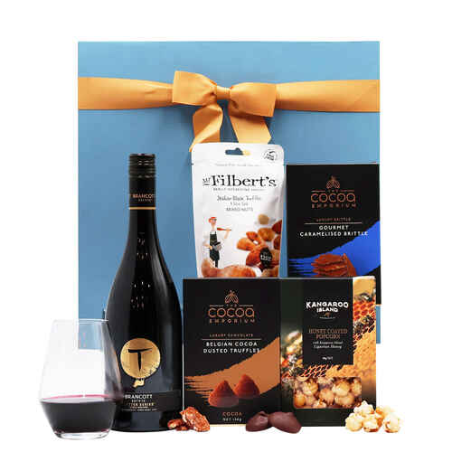 Gourmet Goodies with Pinot Noir Hamper